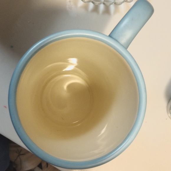 Hallmark "we're not in Kansas anymore" coffee mug - Picture 4 of 5